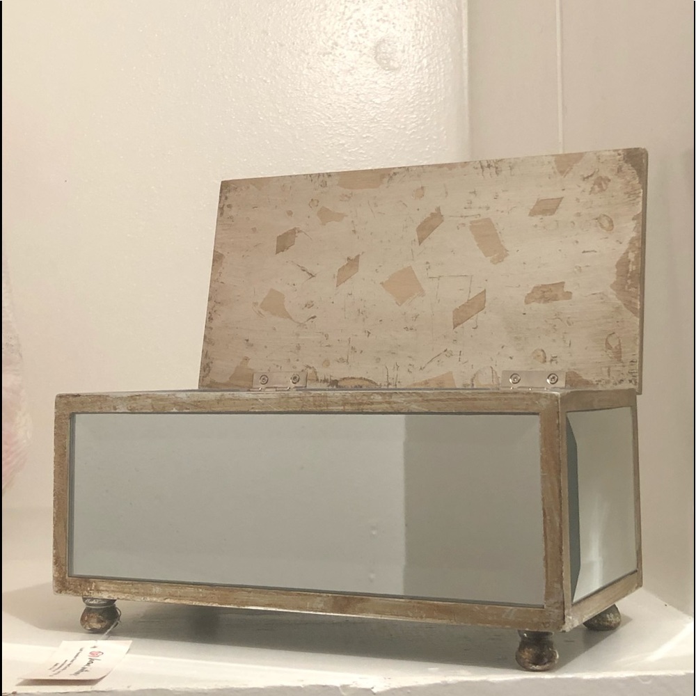 home interios mirrored jewely box